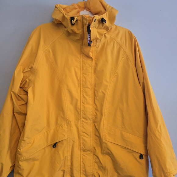 L.L. Bean Women's Yellow Jacket - Picture 2 of 10